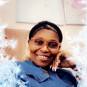 Meet your Posher, Anita